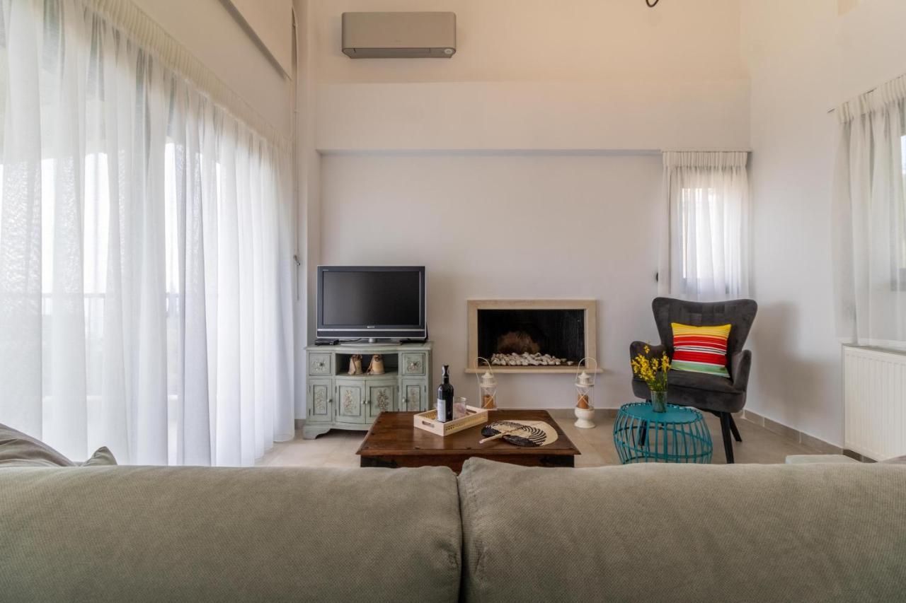 Sapphire Blue Villa Kalamítsi Екстериор снимка