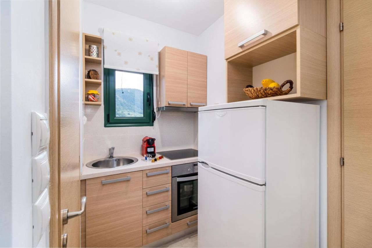 Sapphire Blue Villa Kalamítsi Екстериор снимка